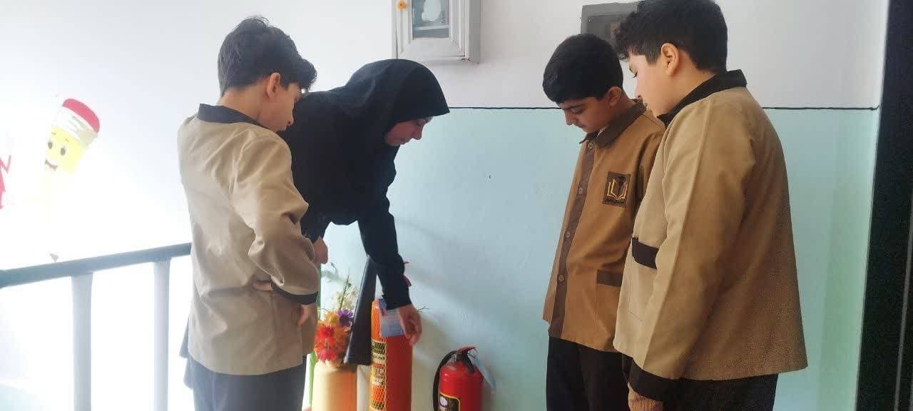 آموزش استفاده از کپسول آتشنشانی